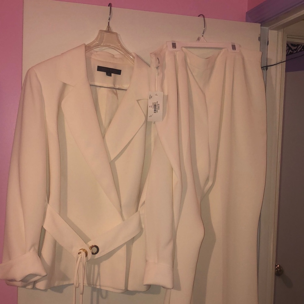 Anne Klein Pants Set